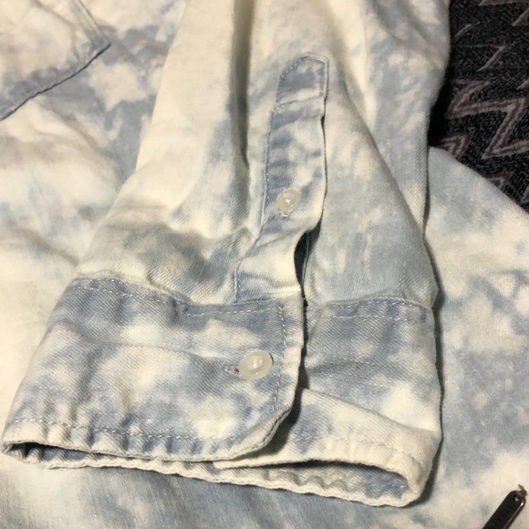 Hollister Jean Button Shirt - Picture 6 of 9